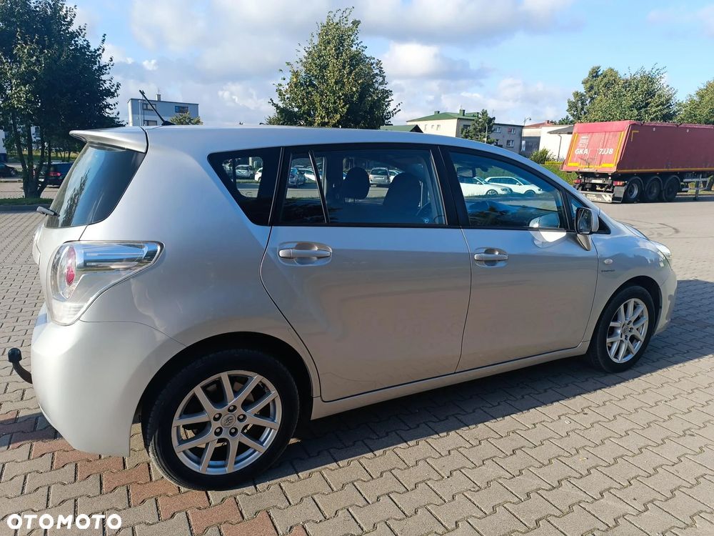 Toyota Verso 1.8 Premium EU5 7os - 5