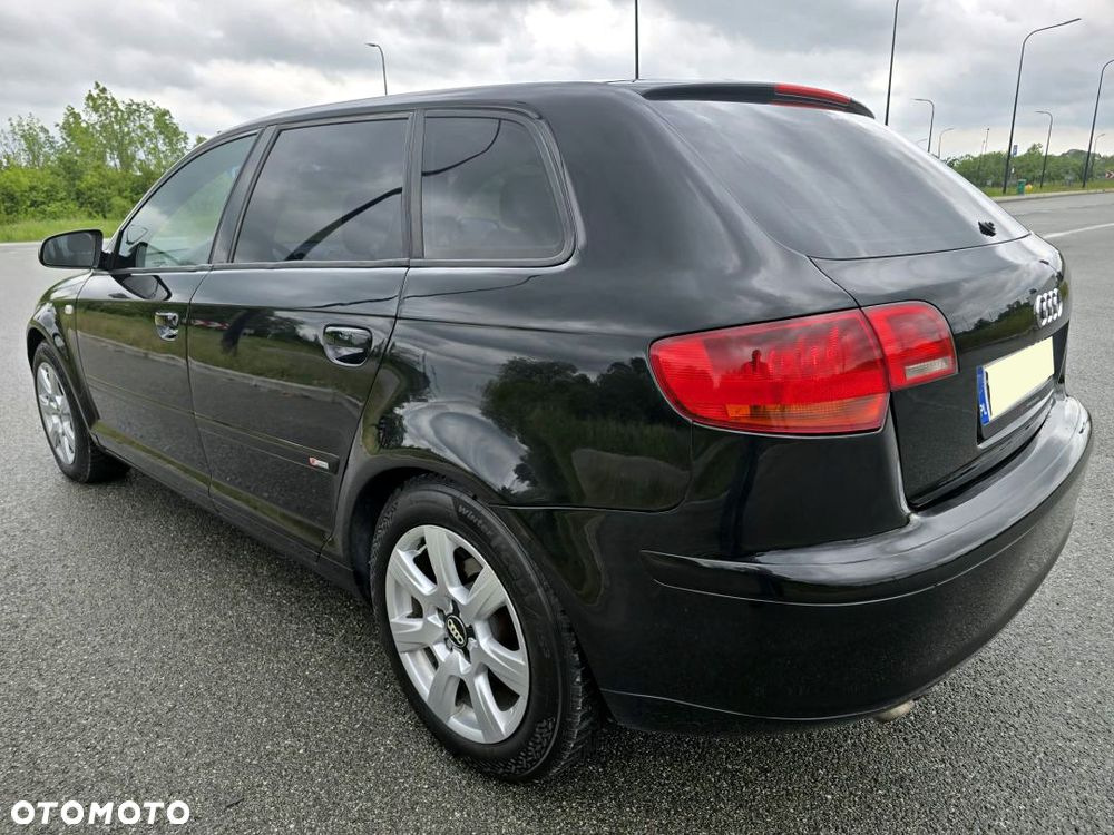 Audi A3 Sportback 2.0 TDI DPF S tronic S line Sportpaket (plus) - 9