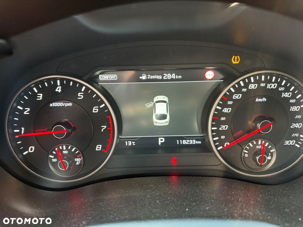 Kia Stinger 3.3 T-GDI V6 GT AWD - 18