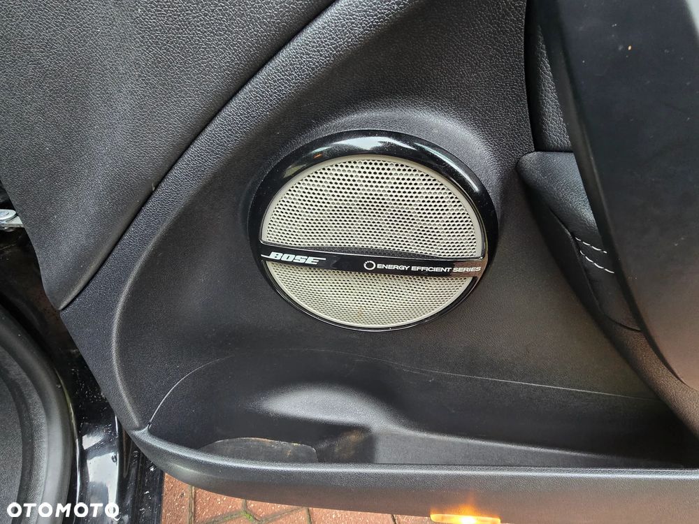 Renault Megane ENERGY dCi 110 Start & Stop Bose Edition - 21