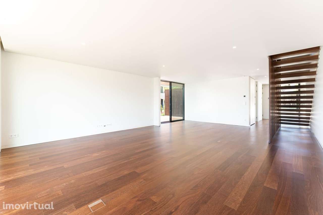 Moradia Geminada T3 com piscina, Areia, Cascais - Grande imagem: 3/58