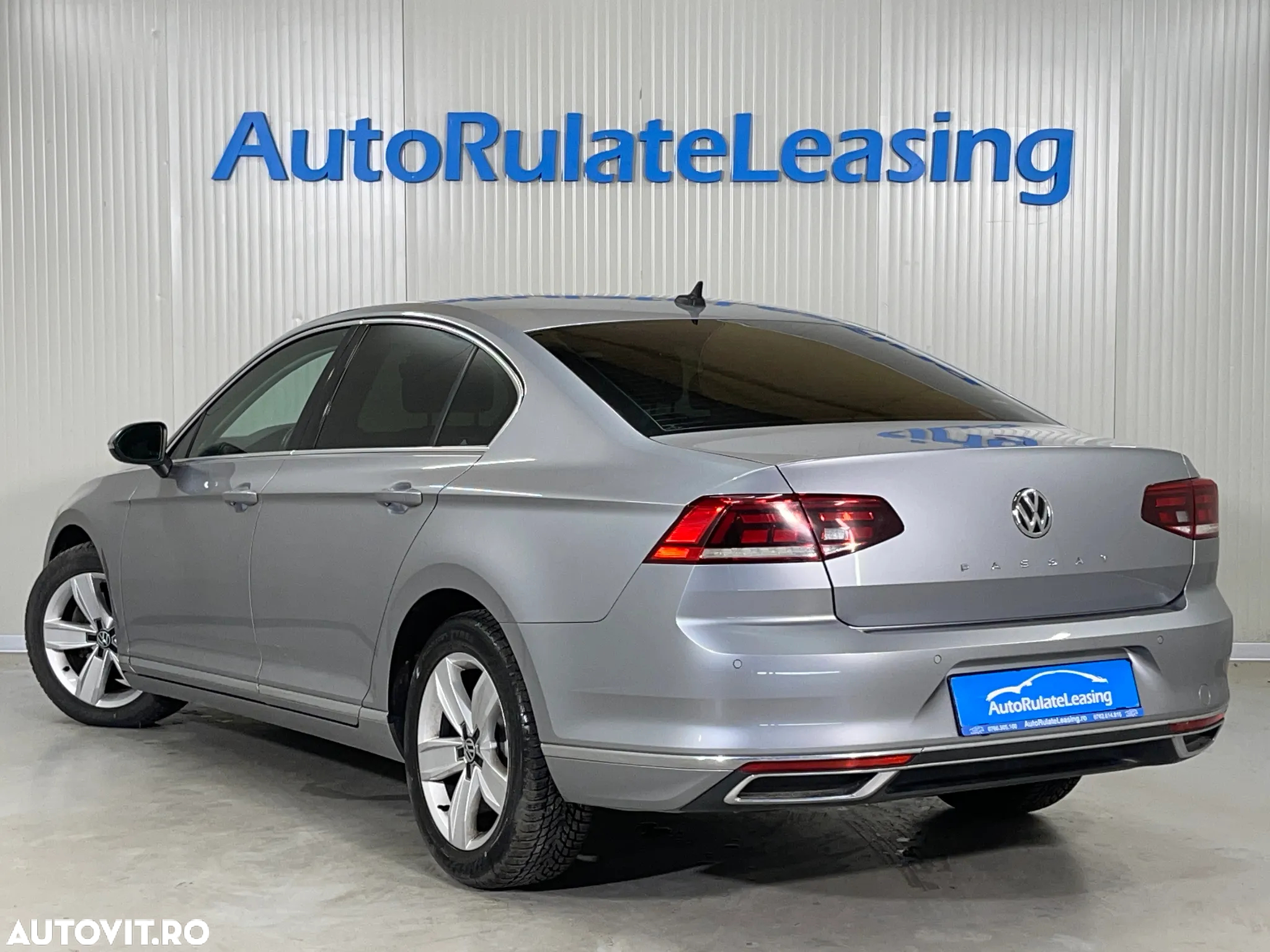 Volkswagen Passat 2.0 TDI DSG Highline - 4