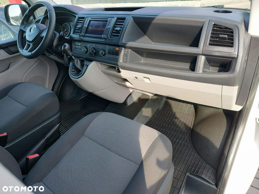 Volkswagen Transporter - 13