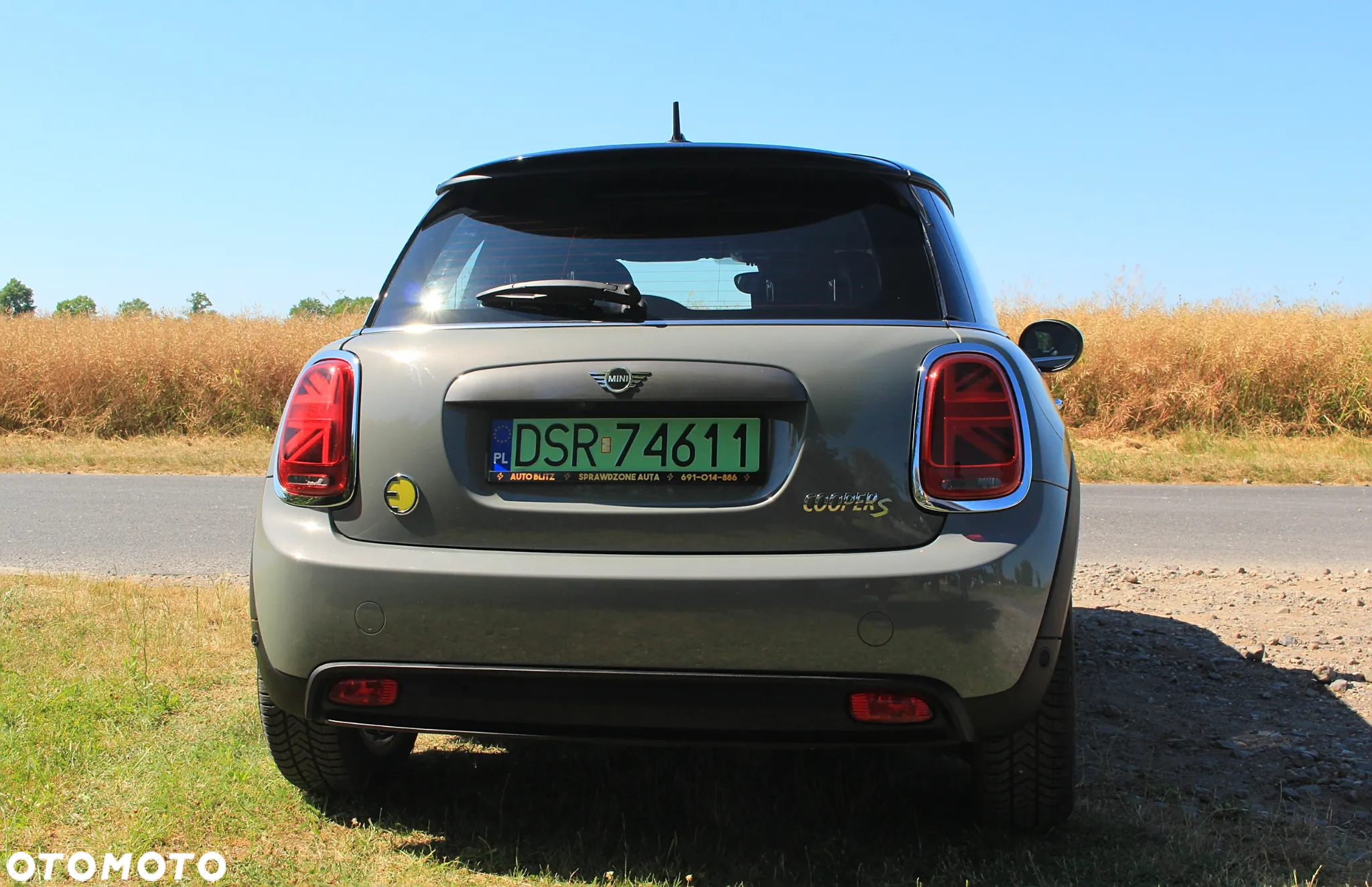 MINI Cooper SE Classic Trim - 4