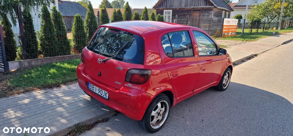 Toyota Yaris 1.4 D-4D Linea Terra - 17