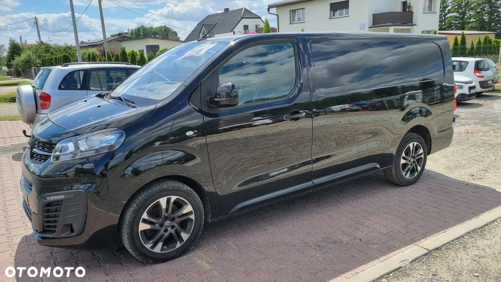 Opel Vivaro - 1
