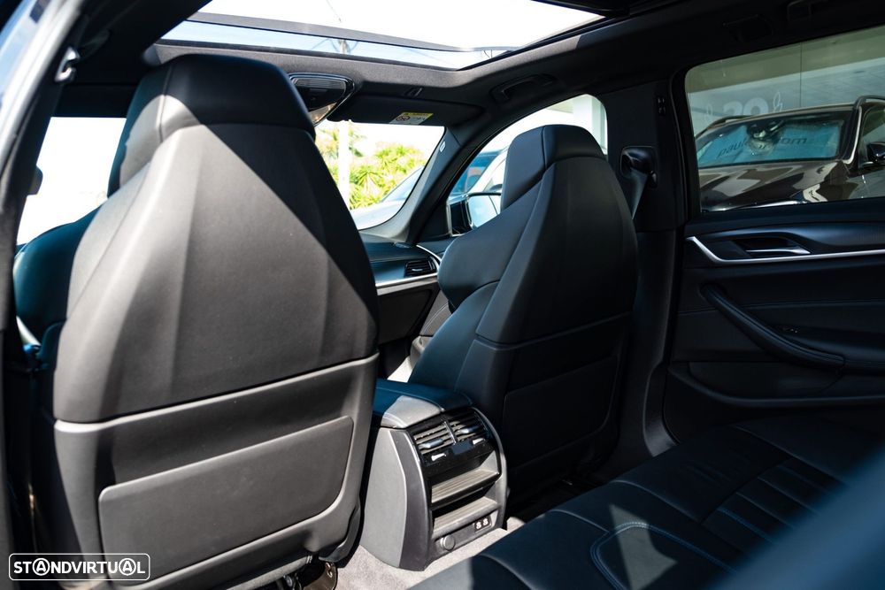 BMW 520 d Pack M Auto - 18
