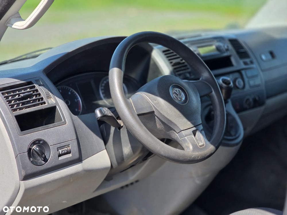Volkswagen Transporter T5 Brygadowy 5-os - 11