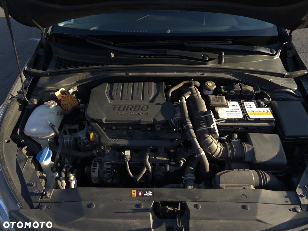 Kia XCeed 1.5 T-GDI M - 17