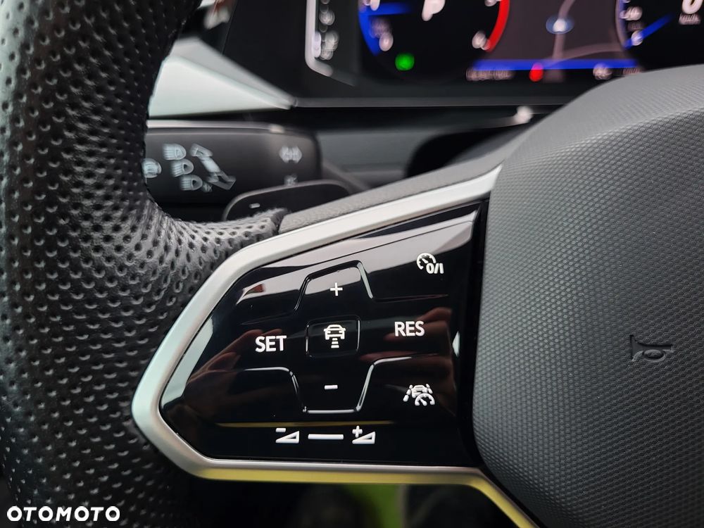 Volkswagen Arteon Shooting Brake 2.0 TDI SCR 4Motion DSG R-Line - 24