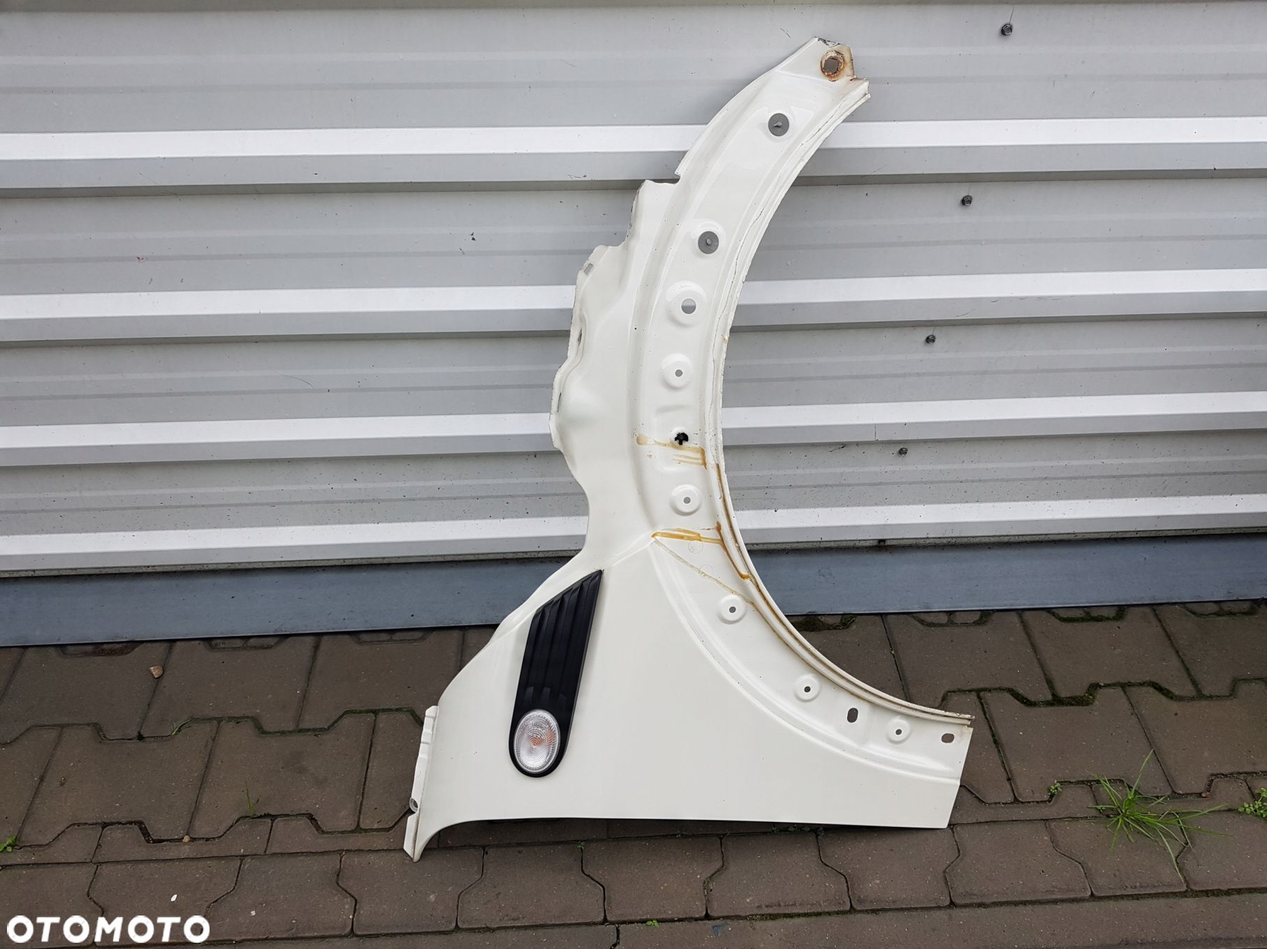 MINI COOPER R56 R55 BŁOTNIK PRAWY PRZÓD 850 - 1