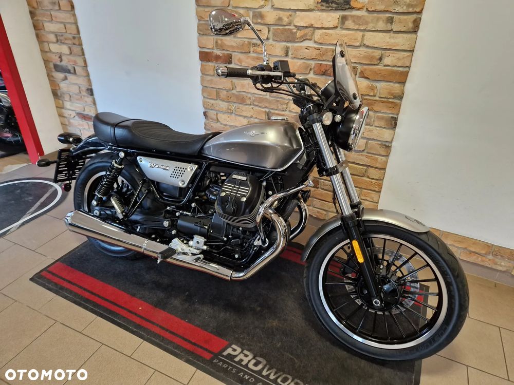 Moto Guzzi V9 - 26