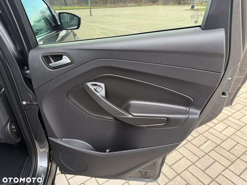 Ford Kuga 2.0 TDCi 4x4 Trend - 17