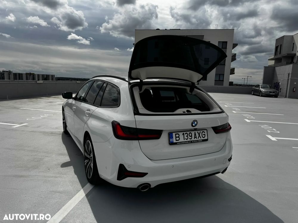 BMW Seria 3 320i AT - 20