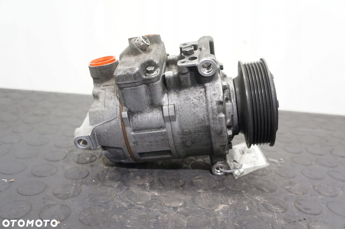 KOMPRESOR KLIMATYZACJI AUDI A4 A6 C6 Q7 2.0 2,7 3,0 TDI 8K0260805L - 4