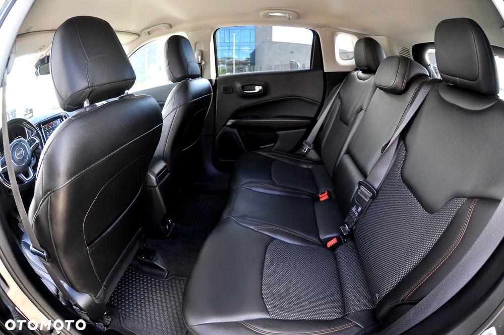 Jeep Compass 1.4 TMair Limited FWD S&S - 23