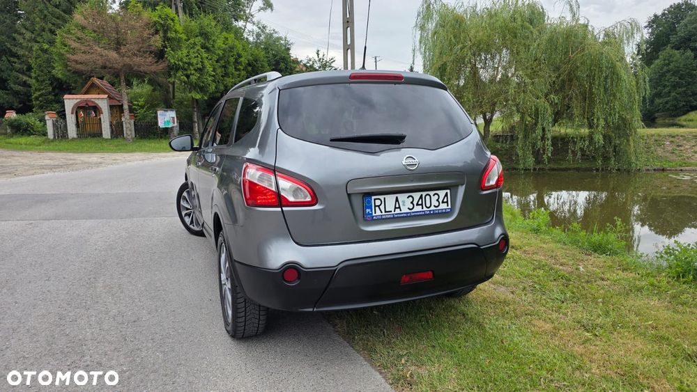 Nissan Qashqai+2 - 5
