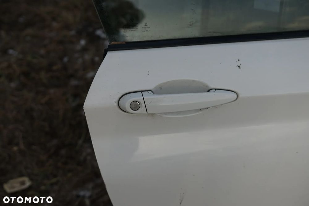Drzwi przód przednie prawe BMW seria 1 F21 3d  300 - 2