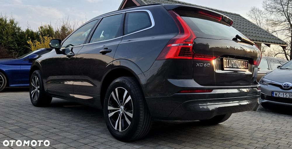 Volvo XC 60 B4 D Geartronic Momentum Pro - 21