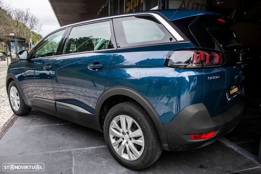 Peugeot 5008 - 3