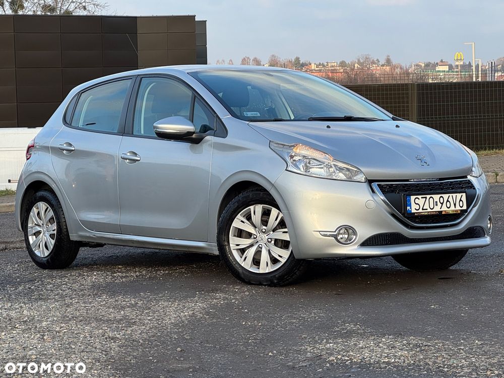 Peugeot 208 - 3