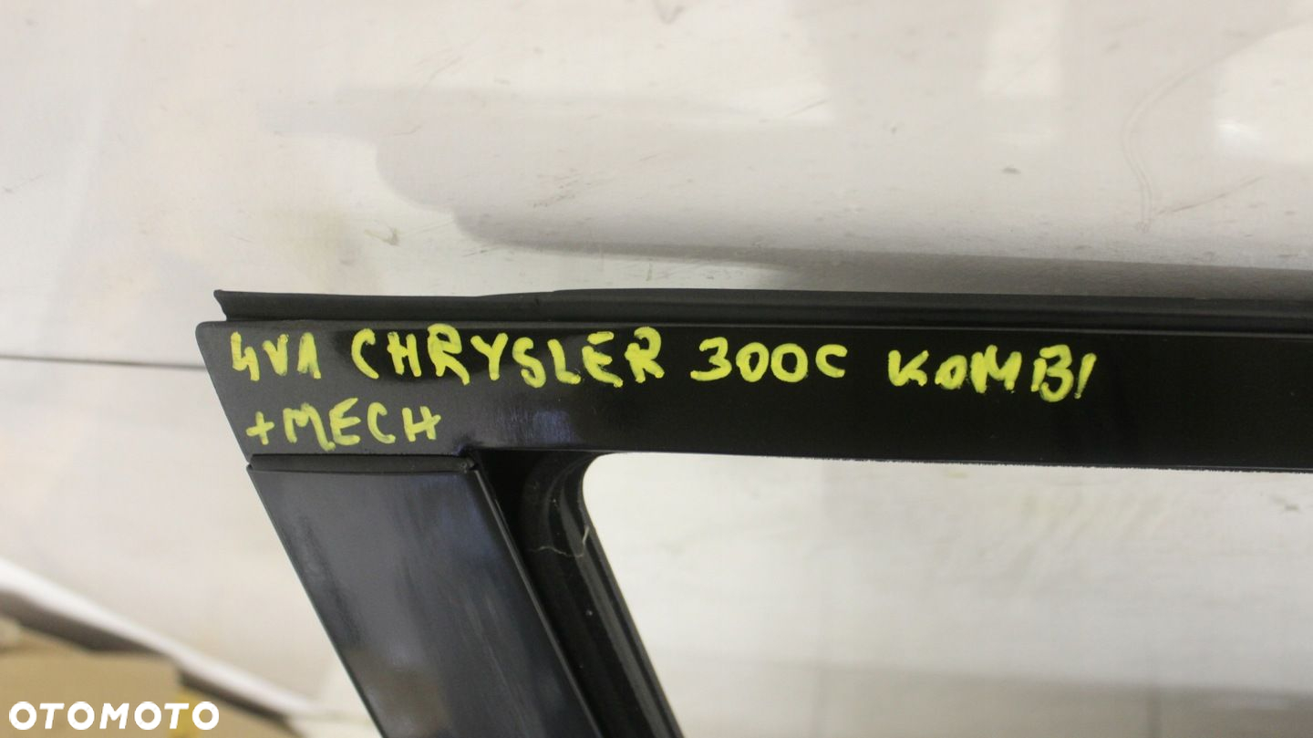 DRZWI PRAWY PRZÓD CHRYSLER 300C KOMBI 2007r AXR - 10