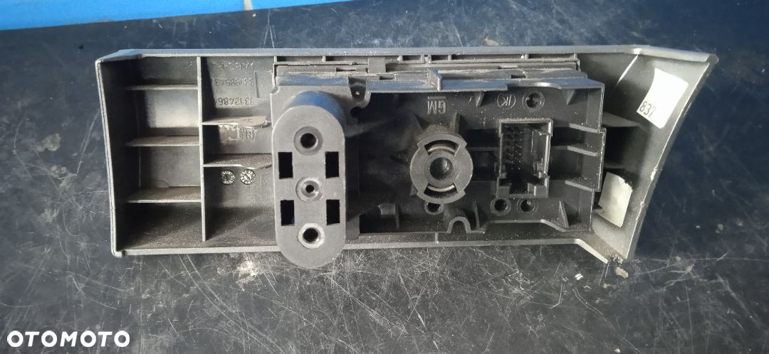 Włącznik przełącznik świateł Opel Astra H III 13198925 - 2