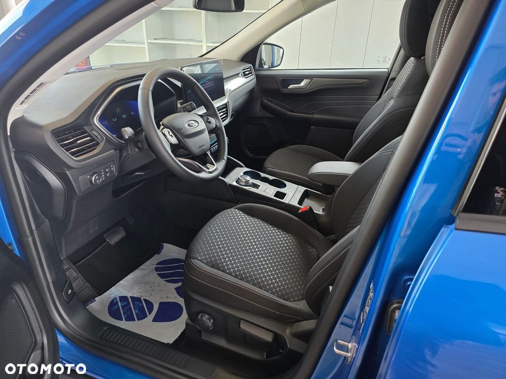 Ford Kuga - 9