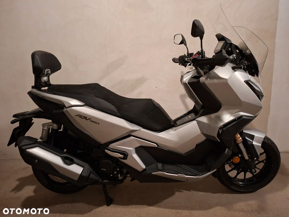 Honda ADV350 - 24