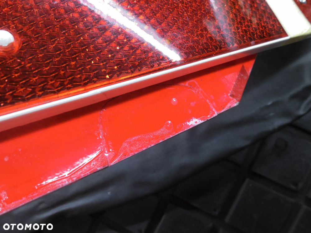 MAZDA 3 BK HB TRÓJKĄT OSTRZEGAWCZY - 2