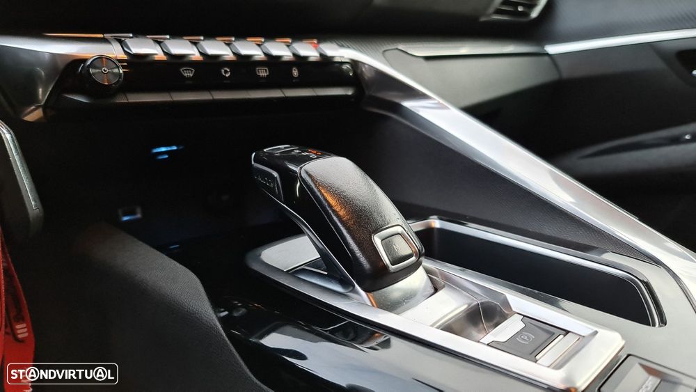 Peugeot 5008 1.5 BlueHDi Allure EAT8 - 41