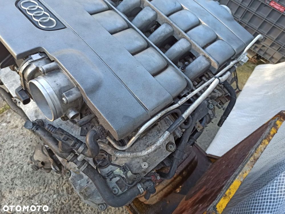 AUDI A8 D3 W12 6.0 BHT 450ps IGLA miska olejowa kpl 2 czesci - 4