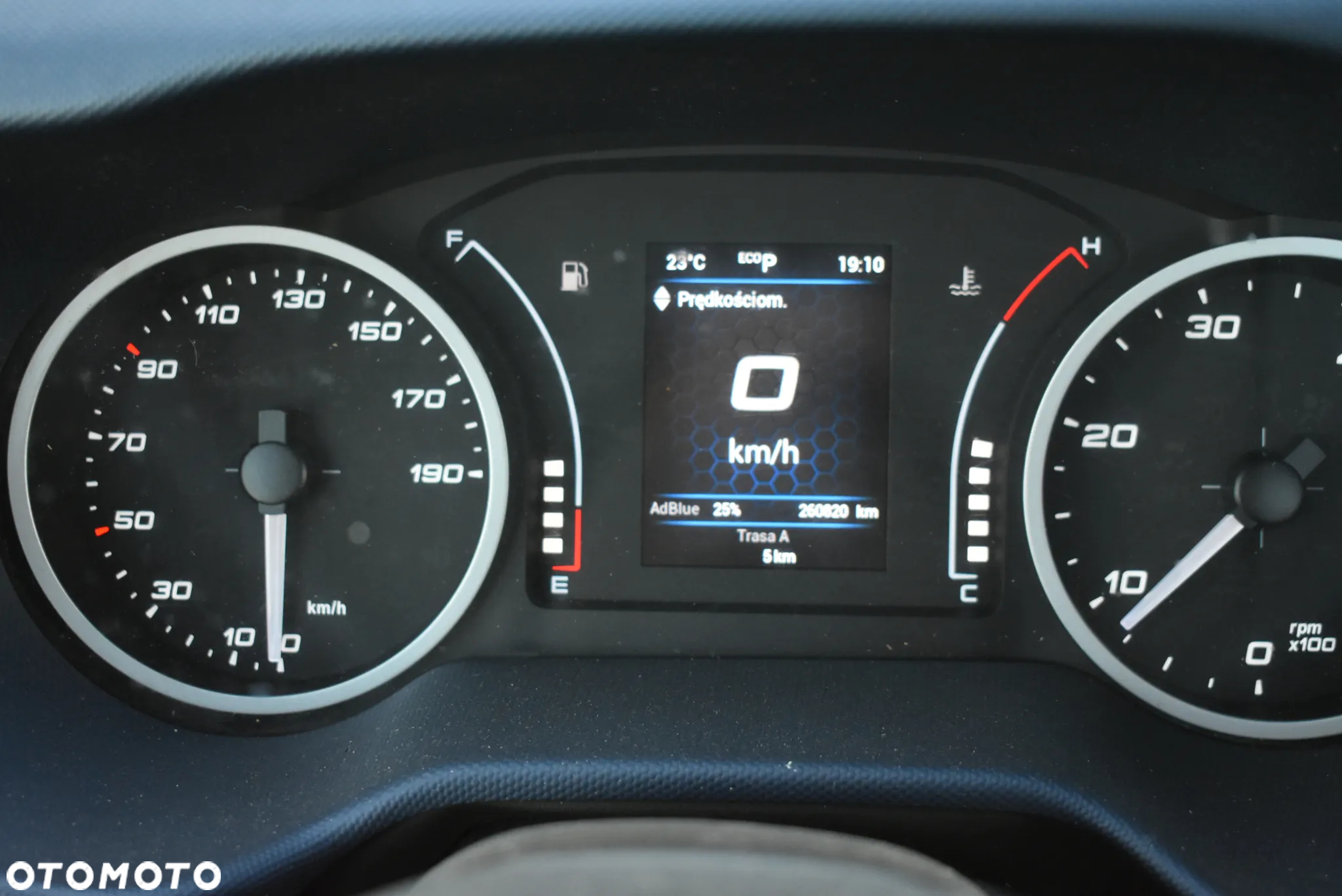 Iveco 35C18 WYWROTKA KOMUNALNA KIPER 2021 3,0 180KM - 24