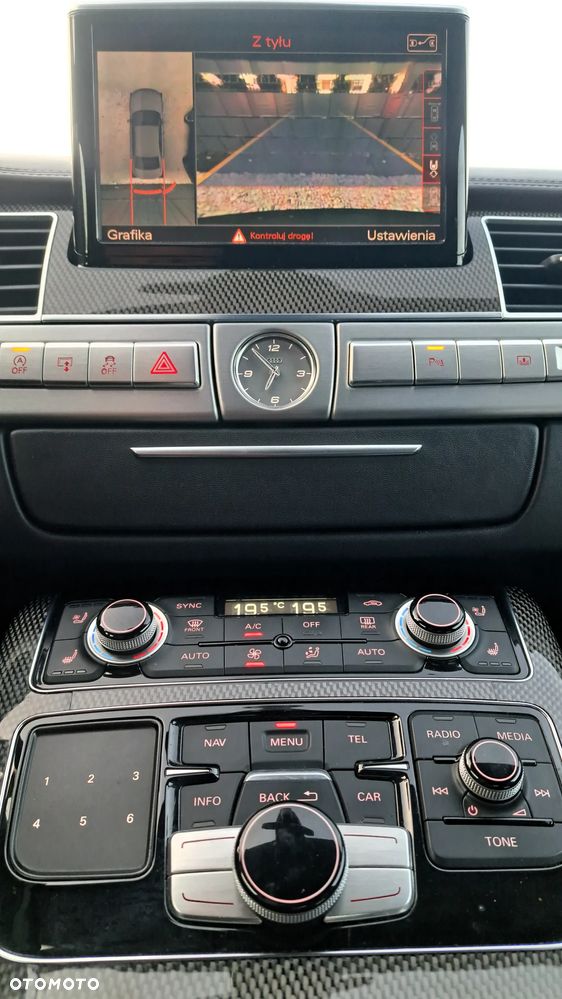 Audi S8 - 9