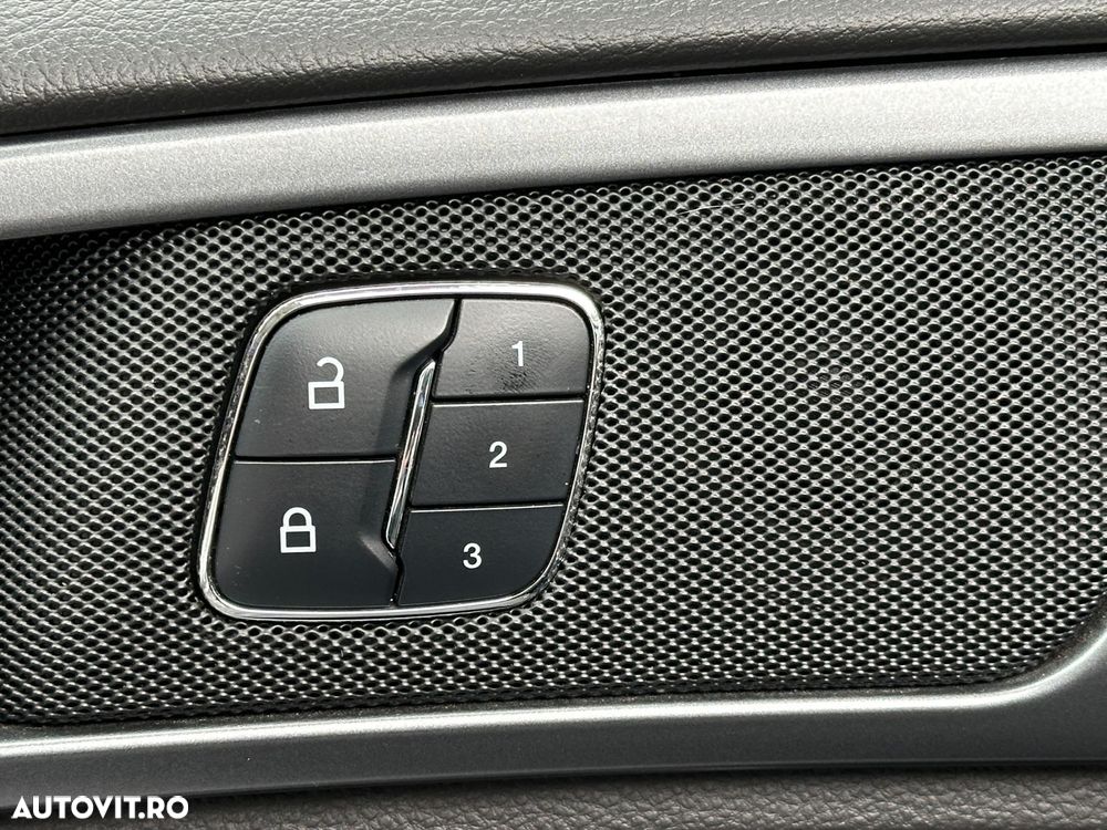 Ford Mondeo 2.0 TDCI Start-Stopp Titanium - 4