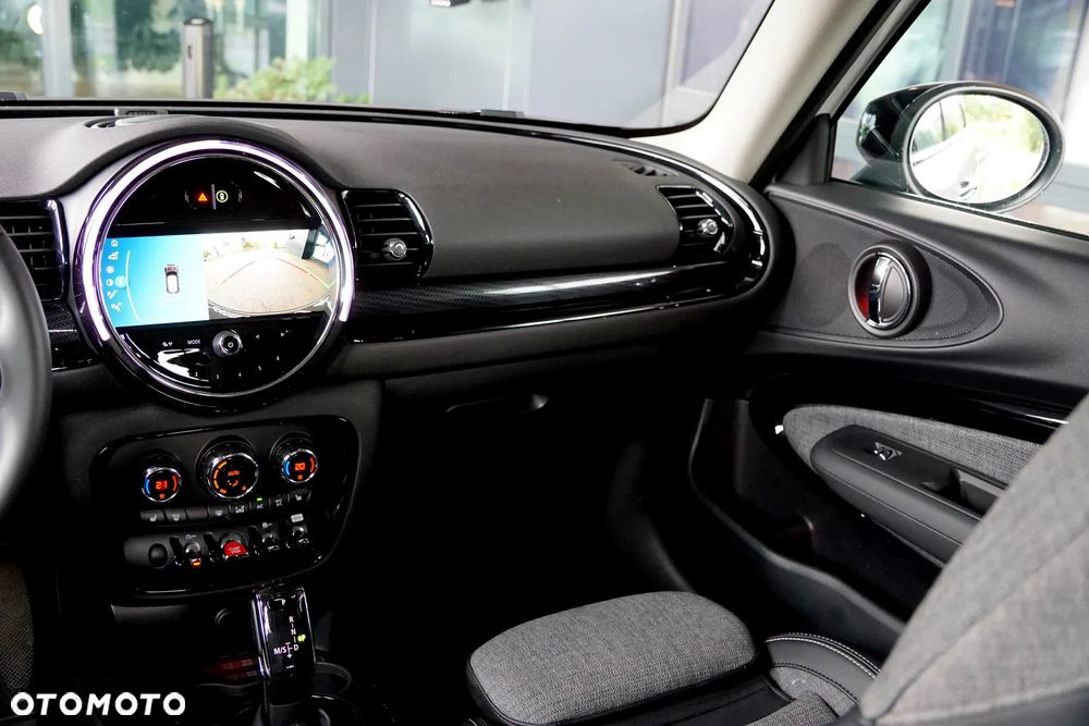 MINI Cooper Standard - 29