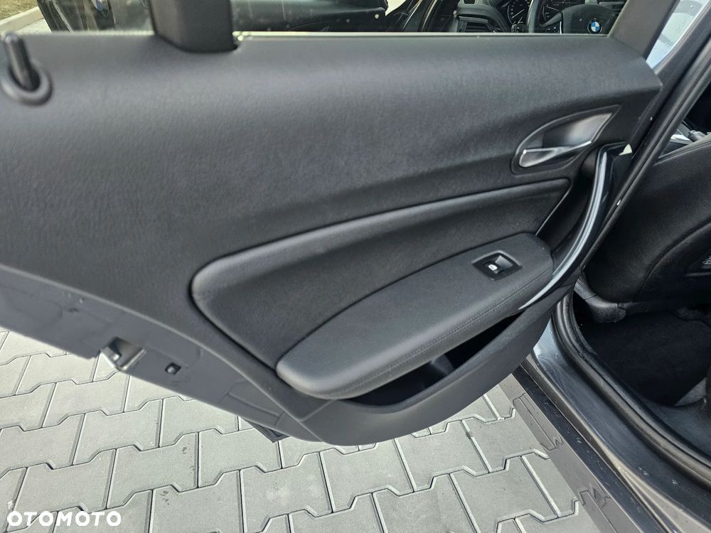 BMW Seria 1 120d Sport-Aut Urban Line - 18