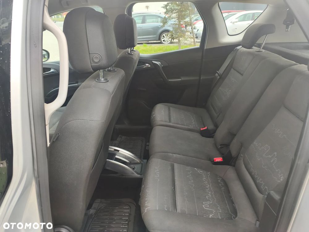 Opel Meriva - 19