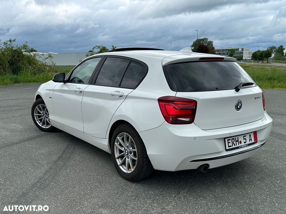 BMW Seria 1 120d Sport Line - 2
