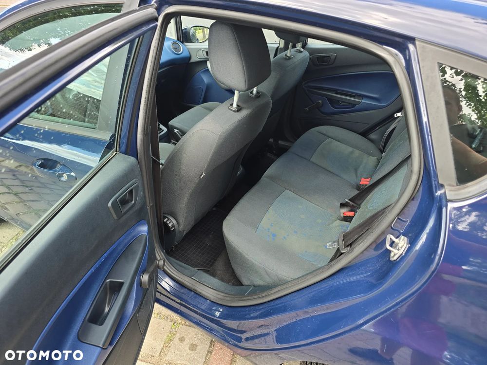 Ford Fiesta 1.25 Champions Edition - 9