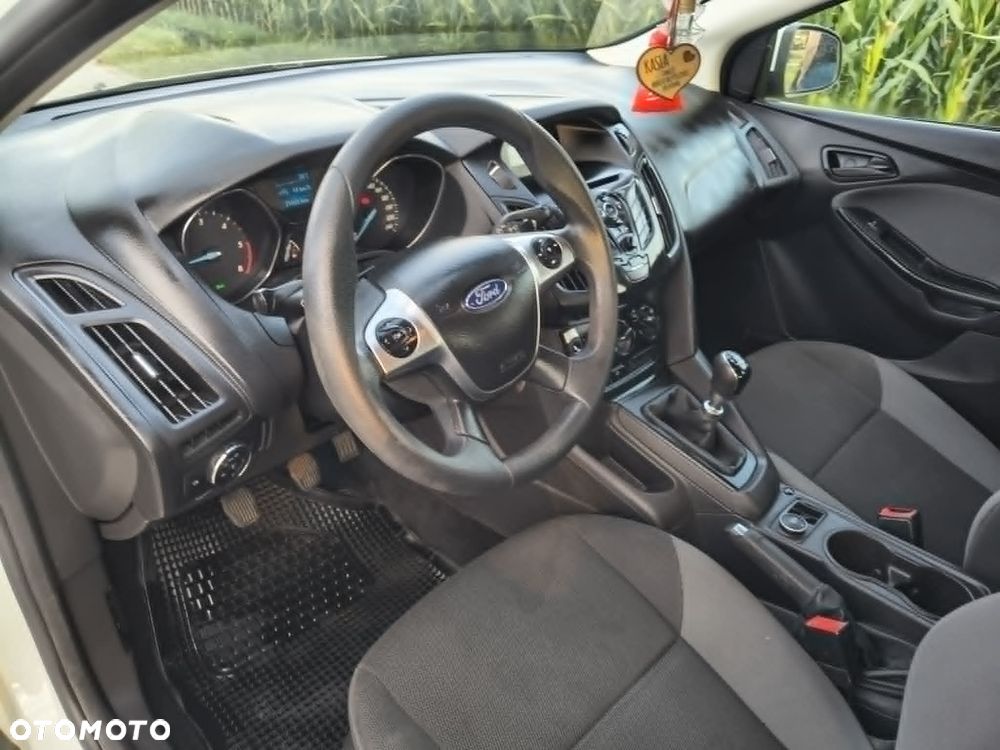 Ford Focus 1.6 TDCi Edition - 8