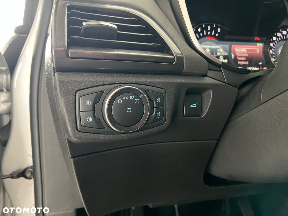 Ford Mondeo 2.0 EcoBlue Titanium - 25