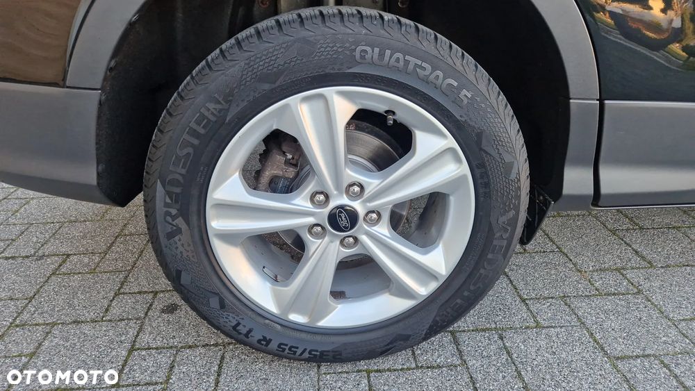 Ford Kuga 1.5 EcoBoost 2x4 Titanium - 28