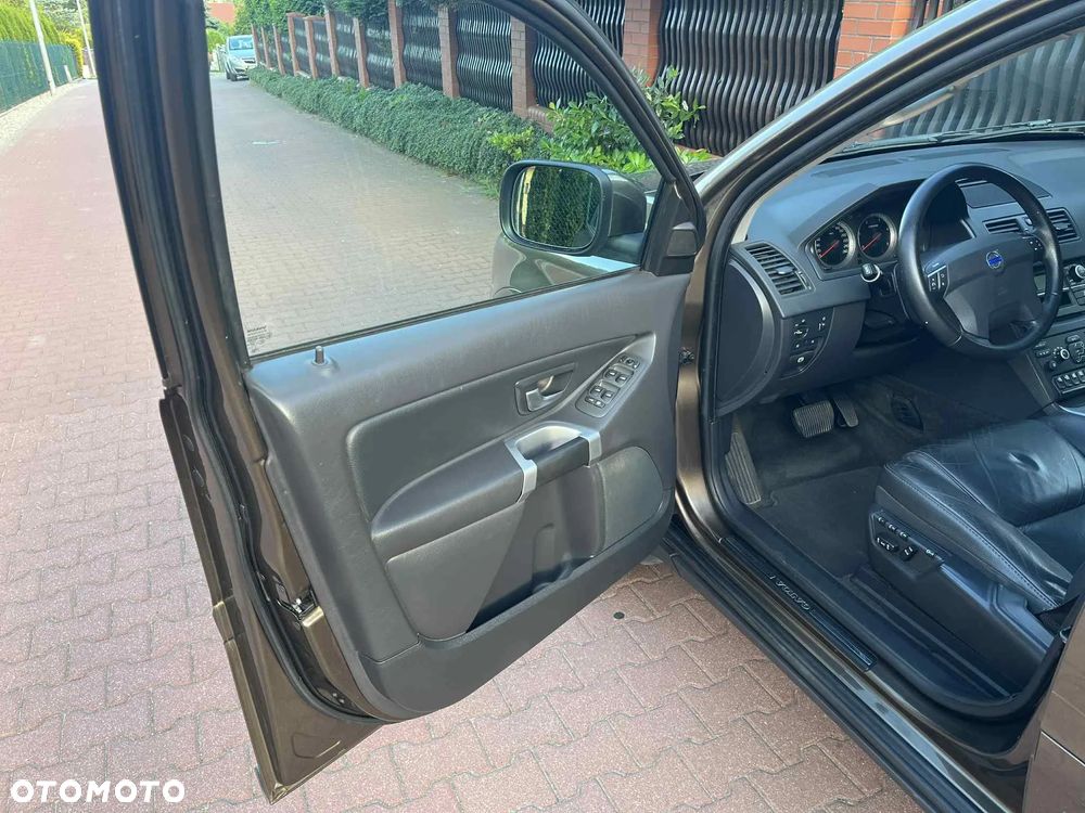 Volvo XC 90 D5 AWD Momentum - 7