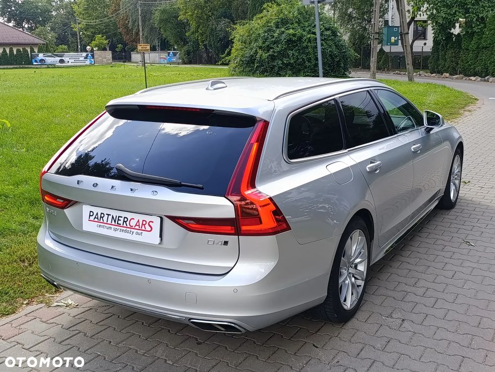 Volvo V90 D4 Momentum - 6