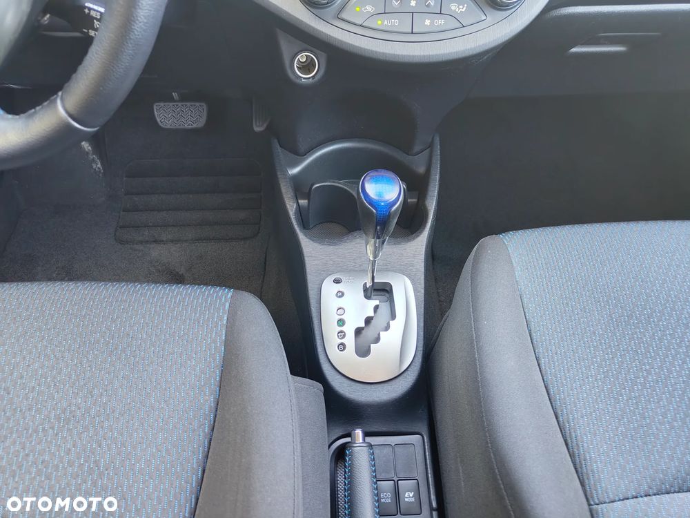 Toyota Yaris 1.5 VVT-i - 14