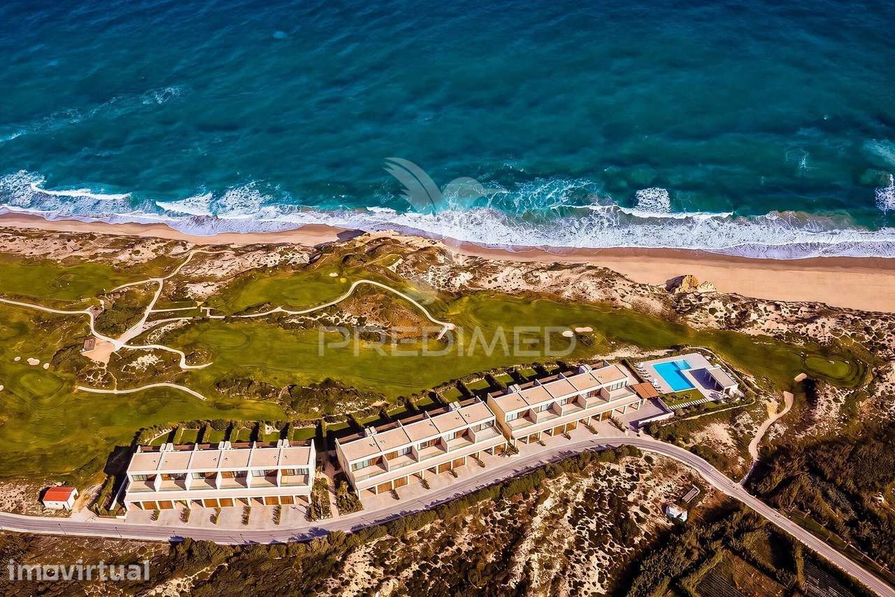 Moradia T3 junto à praia e golf, vista mar, Praia del Rey - Grande imagem: 2/25