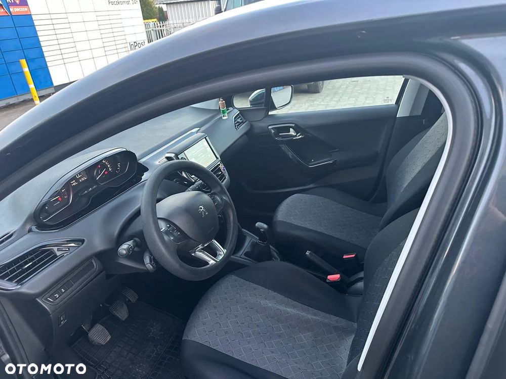 Peugeot 208 1.2 PureTech Allure - 3