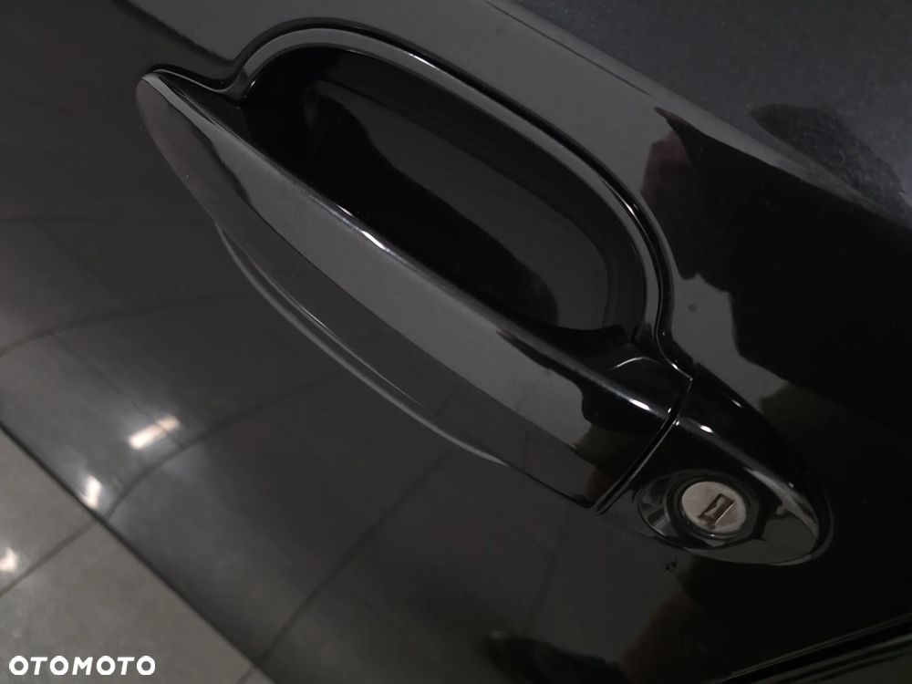 BMW Seria 5 - 24