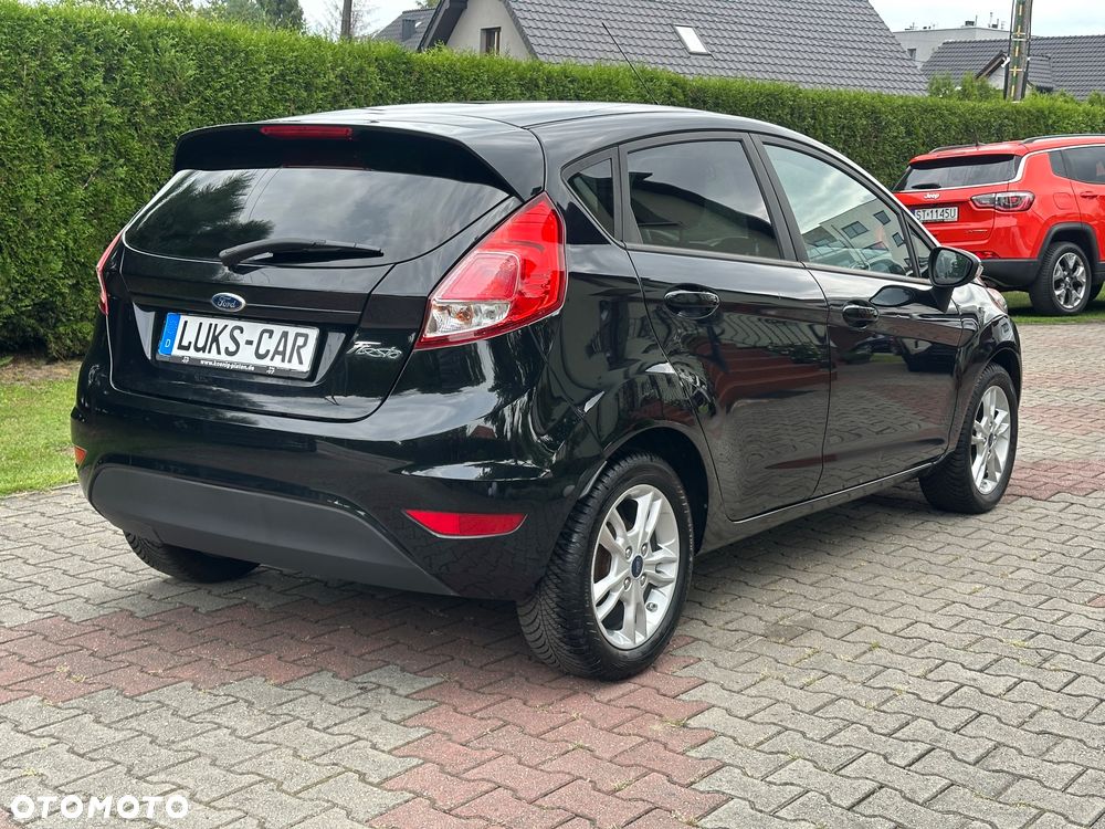 Ford Fiesta 1.25 Platinium X - 32
